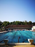 Activité piscine en plein air à Orsay bassin de 50m