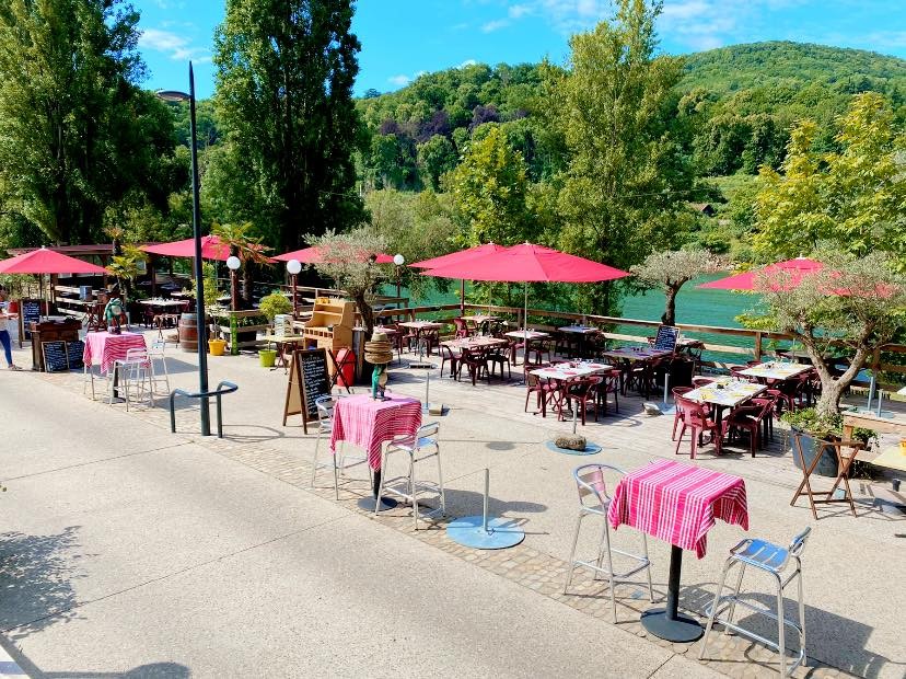 Restaurant au bord de Saône