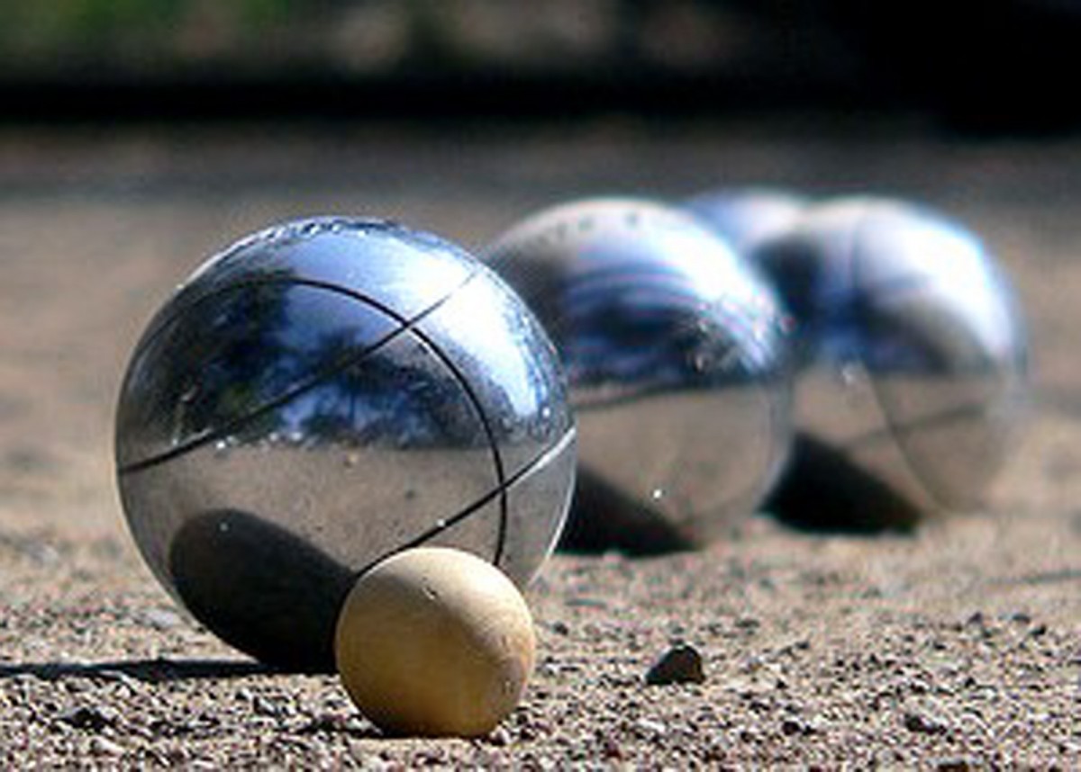 Pétanque à Suresnes