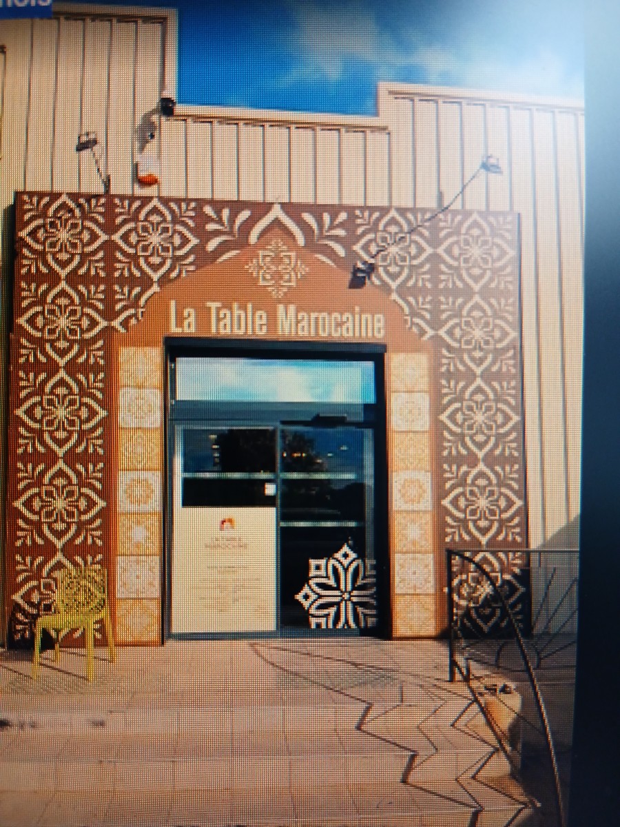 Restaurant à la table Marocaine