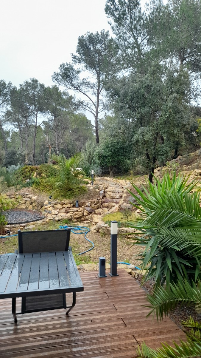 Seconde édition de la super daube de Bernard