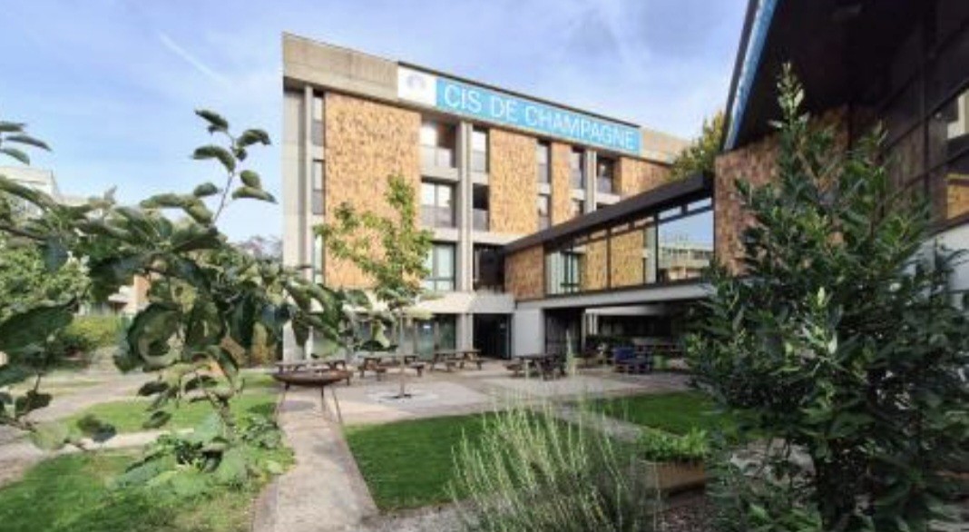 Repas du midi au CIS