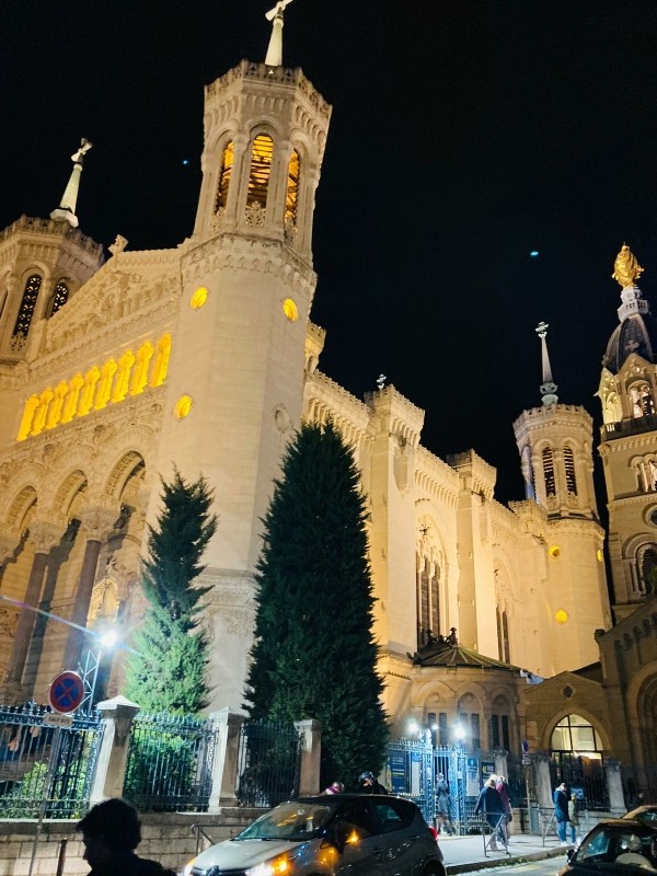 Visite de la basilique de Fourvière