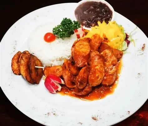 Soirée          ANTILLAISE