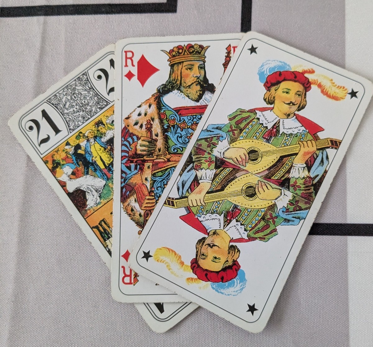 Jeux belote et tarot