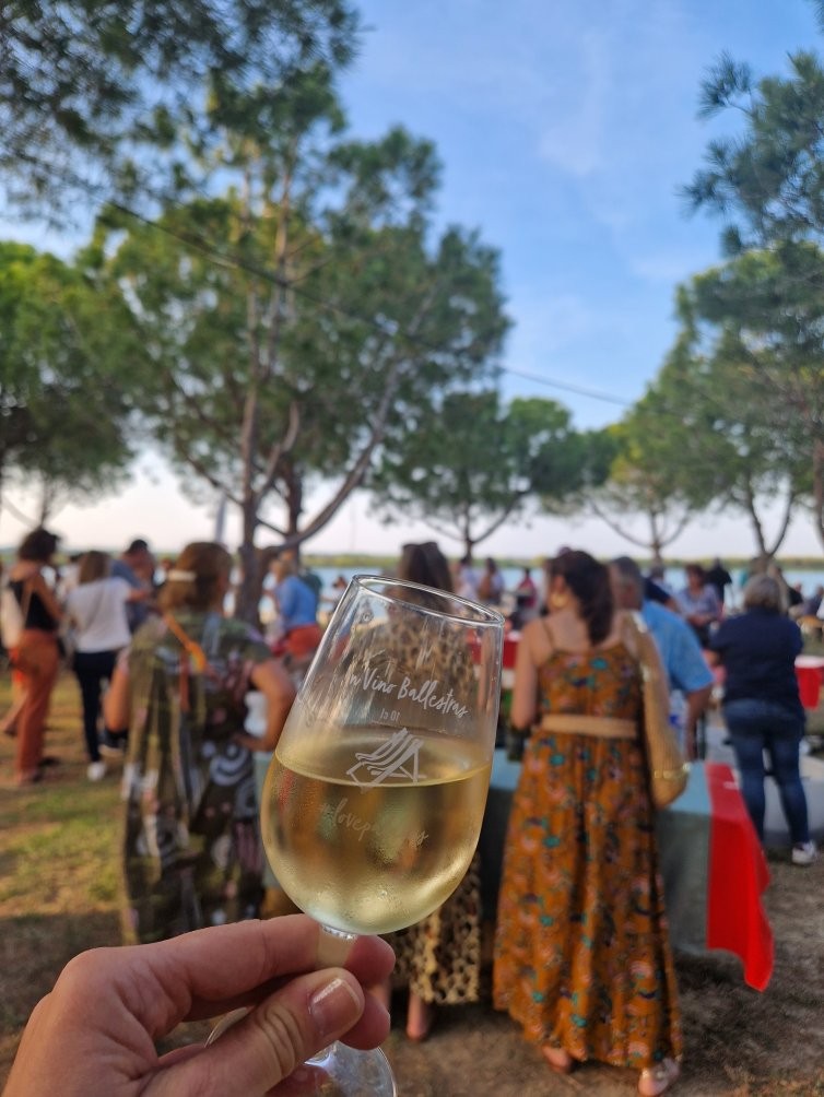 In Vino Ballestras - Vin, tapas et musique