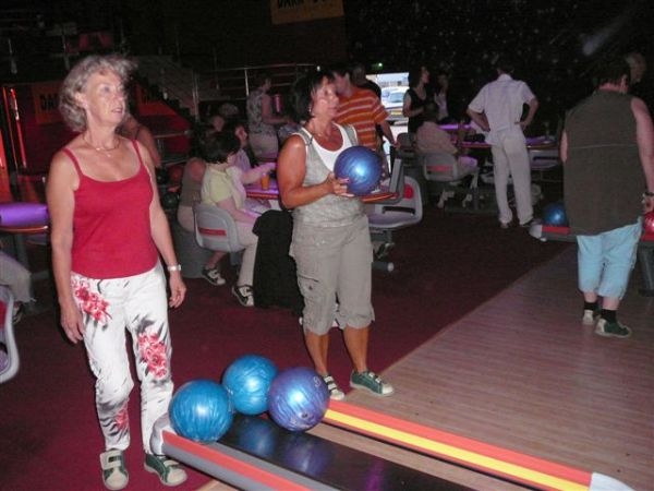 Bowling à l'etoile ZAc d' Augny derrière Darty