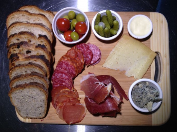 after-work, dégustation de vins et charcut