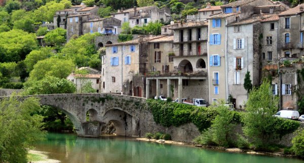 UNE JOURNEE DE PRINTEMPS A  SAUVE.